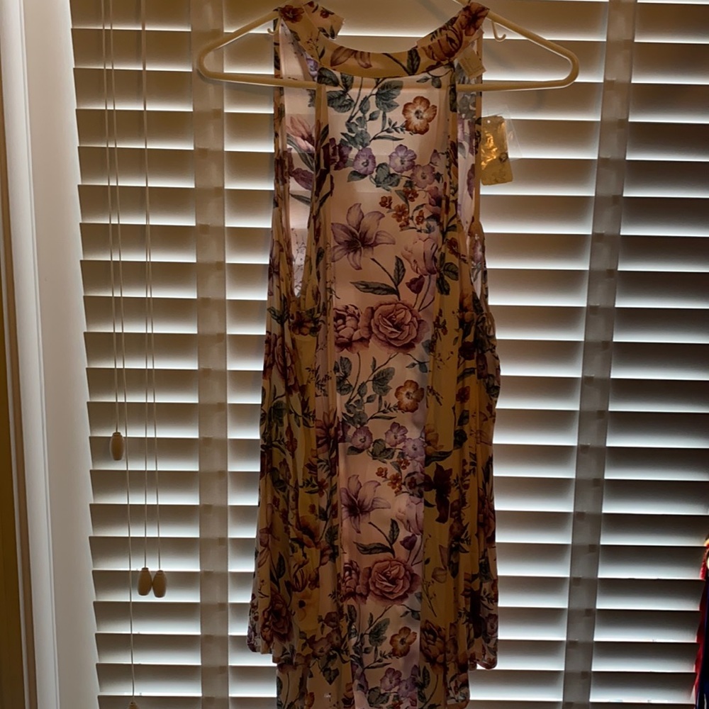 Floral dress with sleeves, from Forever 21.